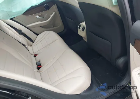 2019 Mercedes-Benz C 300 4Matic из США, поврежденный, VIN 55SWF8EB9KU307820